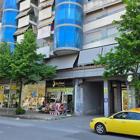Appartement Sunny With 2 Balconies Near Center Tirana