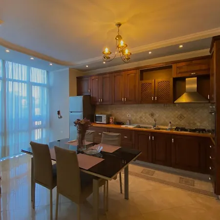 Apartment Sunny With 2 Balconies Near Center *