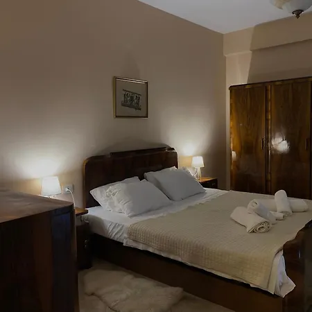 Appartamento Sunny With 2 Balconies Near Center Tirana